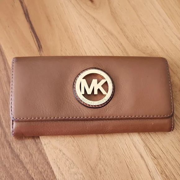 Michael Kors Brown Leather Wallet - Picture 16 of 16